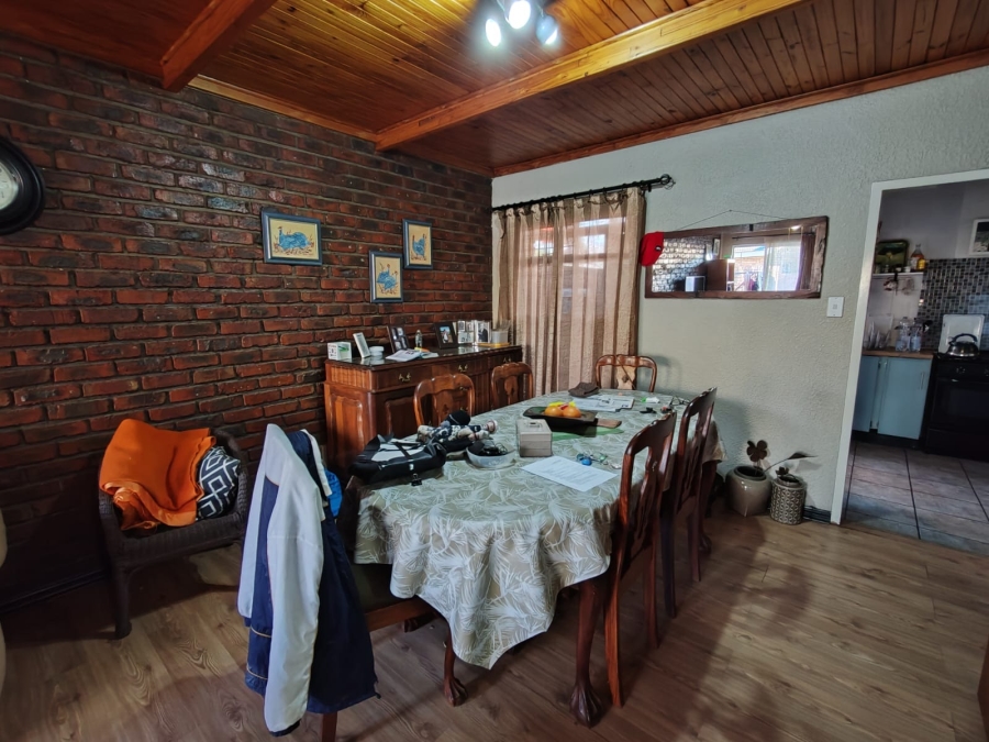 2 Bedroom Property for Sale in Kannoniers Park North West